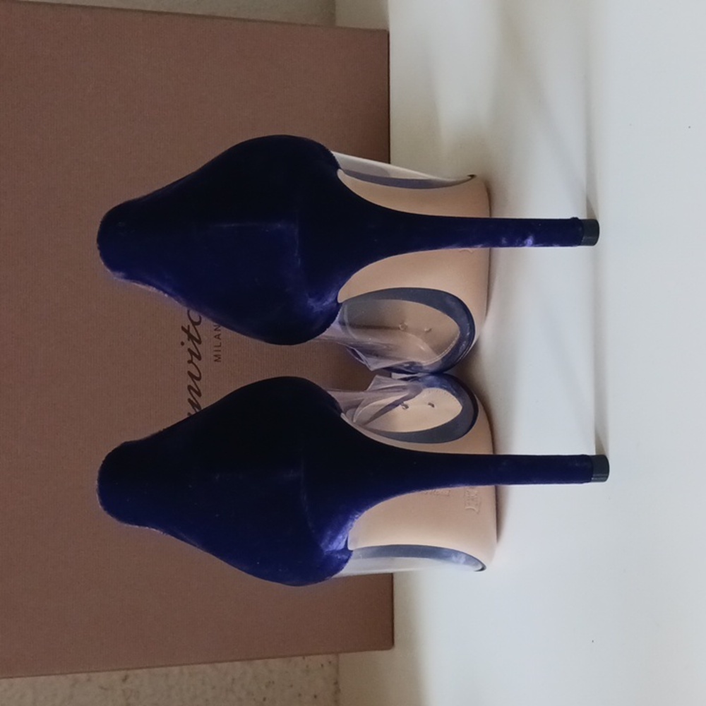 NWT Gianvito Rossi Velluto Violet Plexi Pump Size 37.5 - Picture 4 of 15